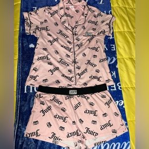 Juicy Couture sleepwear set